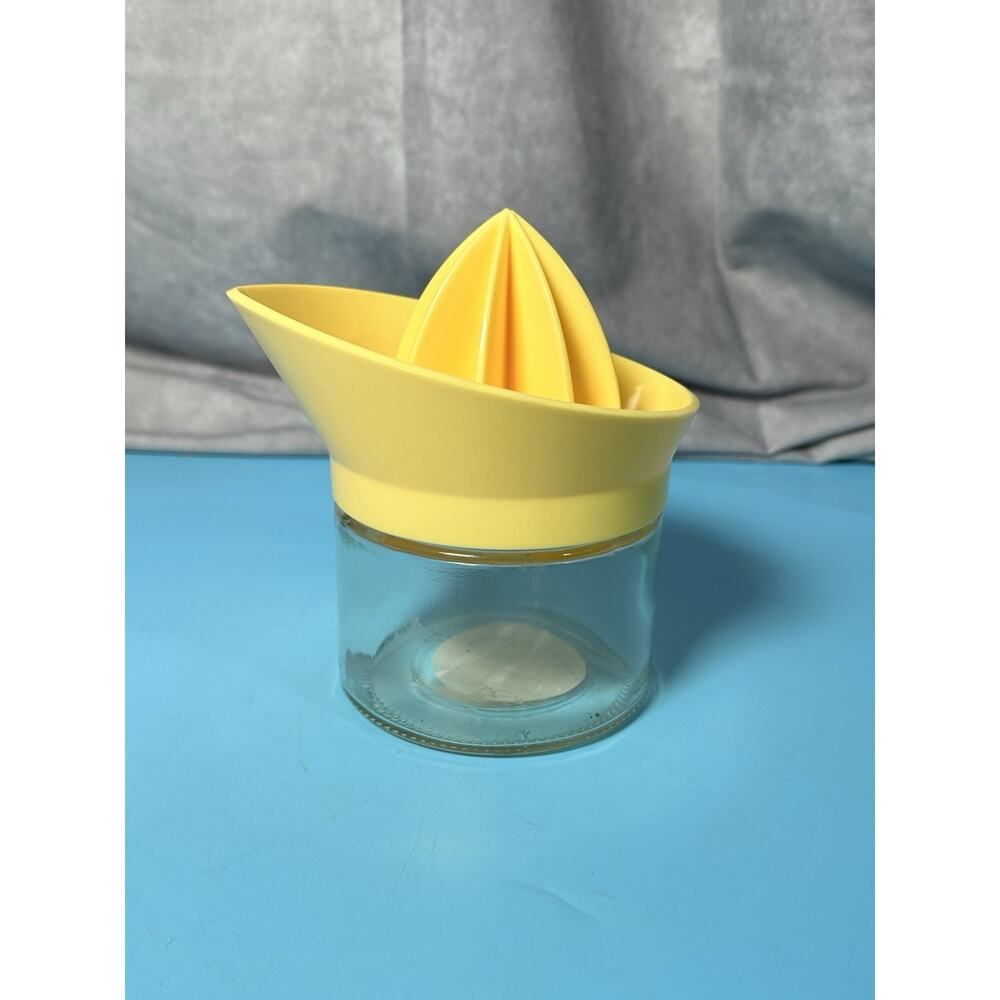 Good Cook Citrus Juicer 13 Oz Glass w/ Seed Filter